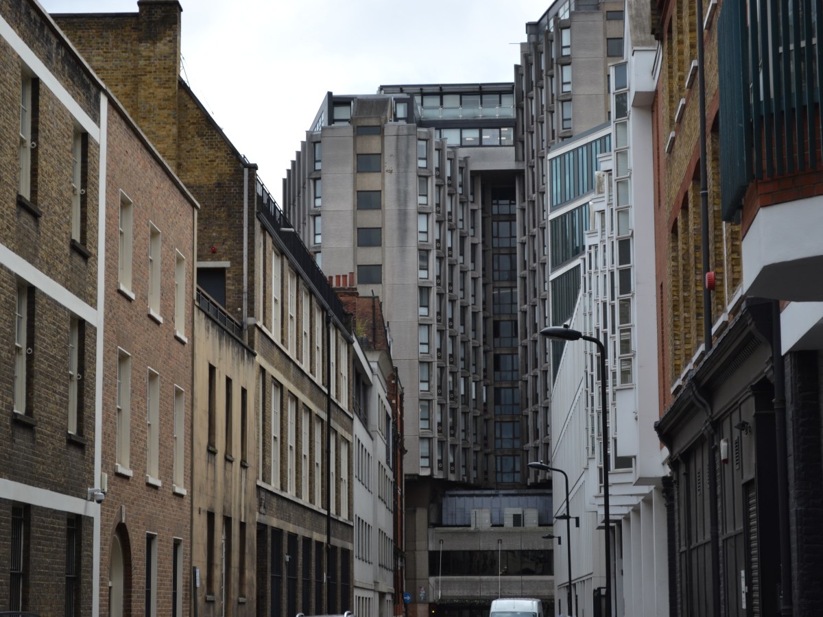 247 Tottenham Court Road: Camden Plan Demolition of Victorian Terraces next to Bedford Square